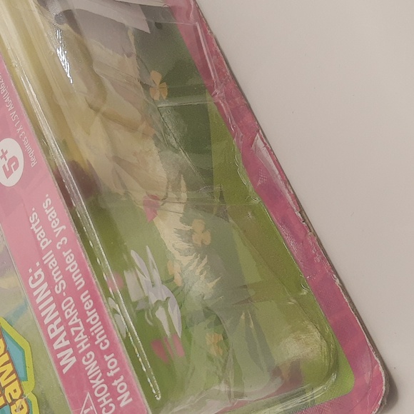 Animal Jam Best Dressed Magic Horse with Light-up Ring Collectible BOX DAMAGE - Picture 10 of 13